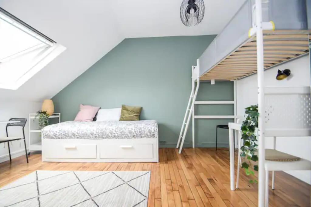 Disponible - Appartement Entier - 10Mn Rer B Aeroport Cdg - Paris Gare Du Nord, T11 Express, Le Bourget, Tout Equipe, Netflix Gratuit, 3 Personnes, 4Eme Etage, Escaliers, Parc Des Expositions, Parking Rue Gratuit Apres 19H ドランシー エクステリア 写真