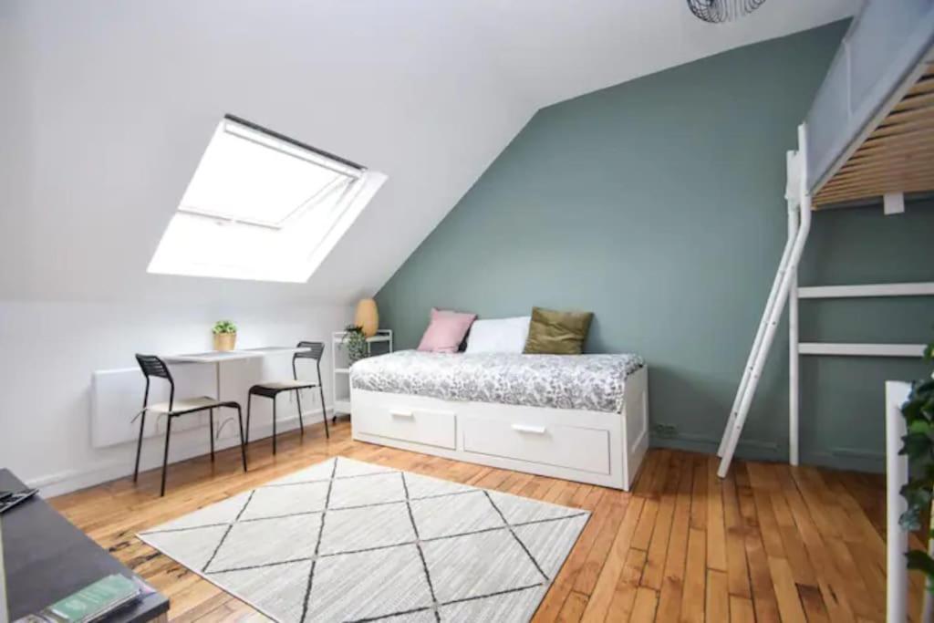 Disponible - Appartement Entier - 10Mn Rer B Aeroport Cdg - Paris Gare Du Nord, T11 Express, Le Bourget, Tout Equipe, Netflix Gratuit, 3 Personnes, 4Eme Etage, Escaliers, Parc Des Expositions, Parking Rue Gratuit Apres 19H ドランシー エクステリア 写真