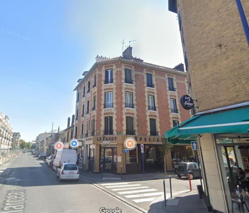 Disponible - Appartement Entier - 10Mn Rer B Aeroport Cdg - Paris Gare Du Nord, T11 Express, Le Bourget, Tout Equipe, Netflix Gratuit, 3 Personnes, 4Eme Etage, Escaliers, Parc Des Expositions, Parking Rue Gratuit Apres 19H ドランシー エクステリア 写真