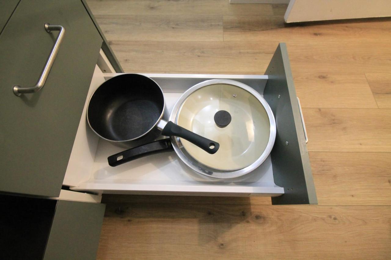 Disponible - Appartement Entier - 10Mn Rer B Aeroport Cdg - Paris Gare Du Nord, T11 Express, Le Bourget, Tout Equipe, Netflix Gratuit, 3 Personnes, 4Eme Etage, Escaliers, Parc Des Expositions, Parking Rue Gratuit Apres 19H ドランシー エクステリア 写真