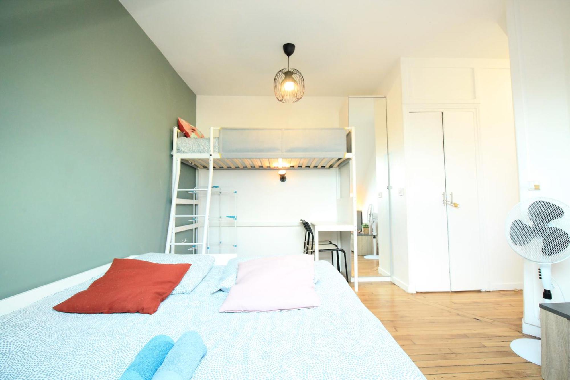 Disponible - Appartement Entier - 10Mn Rer B Aeroport Cdg - Paris Gare Du Nord, T11 Express, Le Bourget, Tout Equipe, Netflix Gratuit, 3 Personnes, 4Eme Etage, Escaliers, Parc Des Expositions, Parking Rue Gratuit Apres 19H ドランシー エクステリア 写真