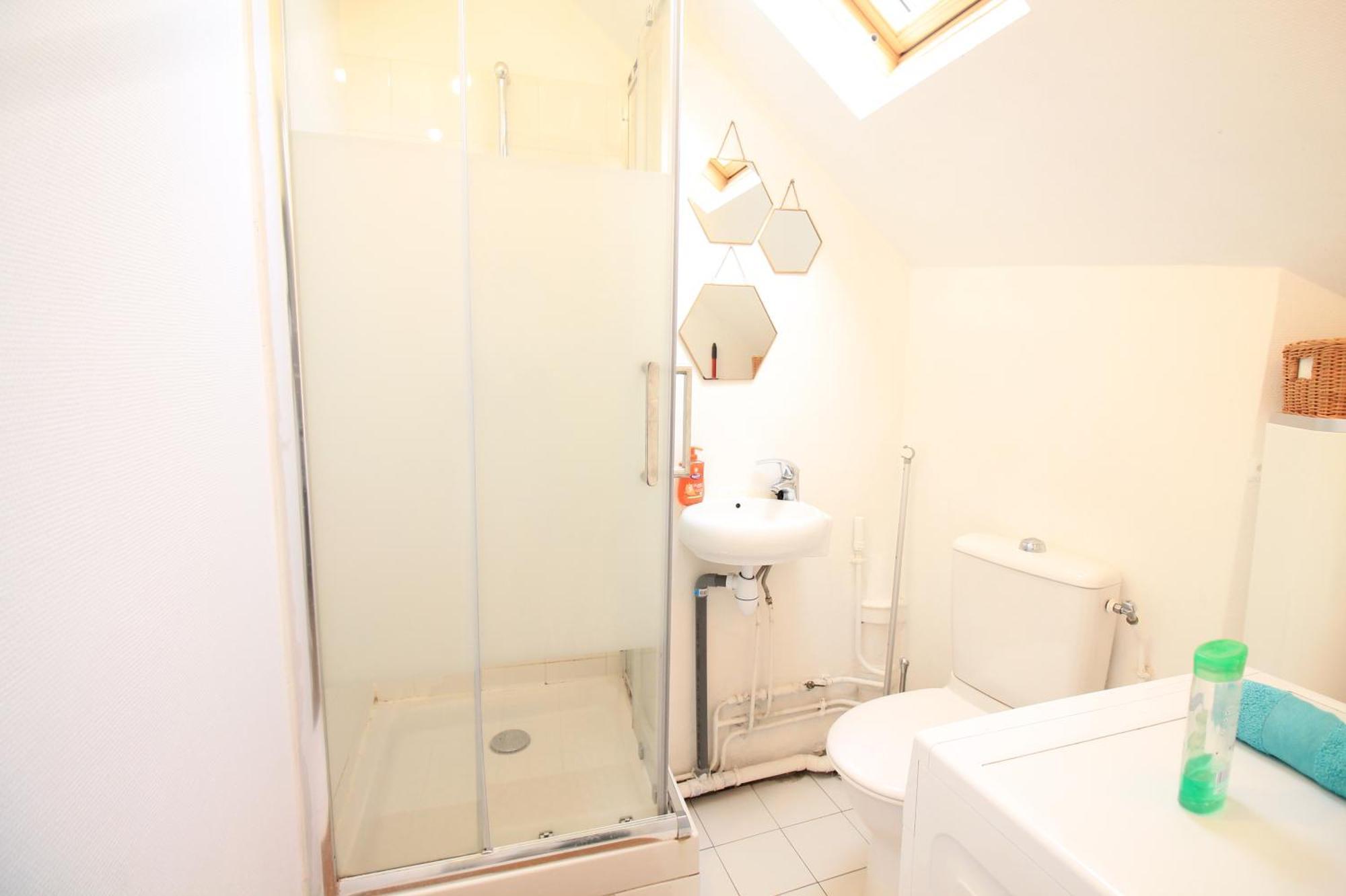 Disponible - Appartement Entier - 10Mn Rer B Aeroport Cdg - Paris Gare Du Nord, T11 Express, Le Bourget, Tout Equipe, Netflix Gratuit, 3 Personnes, 4Eme Etage, Escaliers, Parc Des Expositions, Parking Rue Gratuit Apres 19H ドランシー エクステリア 写真