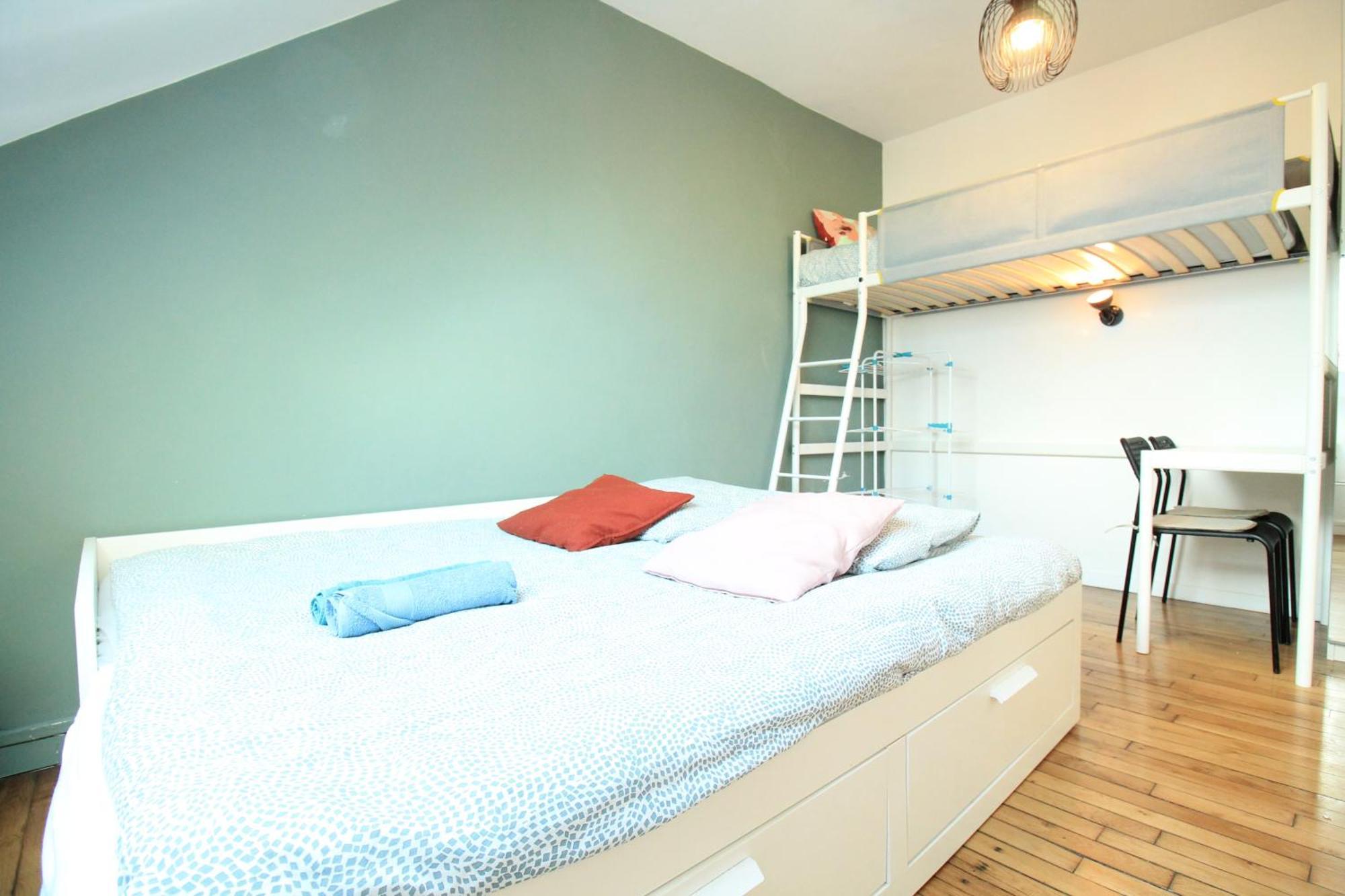 Disponible - Appartement Entier - 10Mn Rer B Aeroport Cdg - Paris Gare Du Nord, T11 Express, Le Bourget, Tout Equipe, Netflix Gratuit, 3 Personnes, 4Eme Etage, Escaliers, Parc Des Expositions, Parking Rue Gratuit Apres 19H ドランシー エクステリア 写真