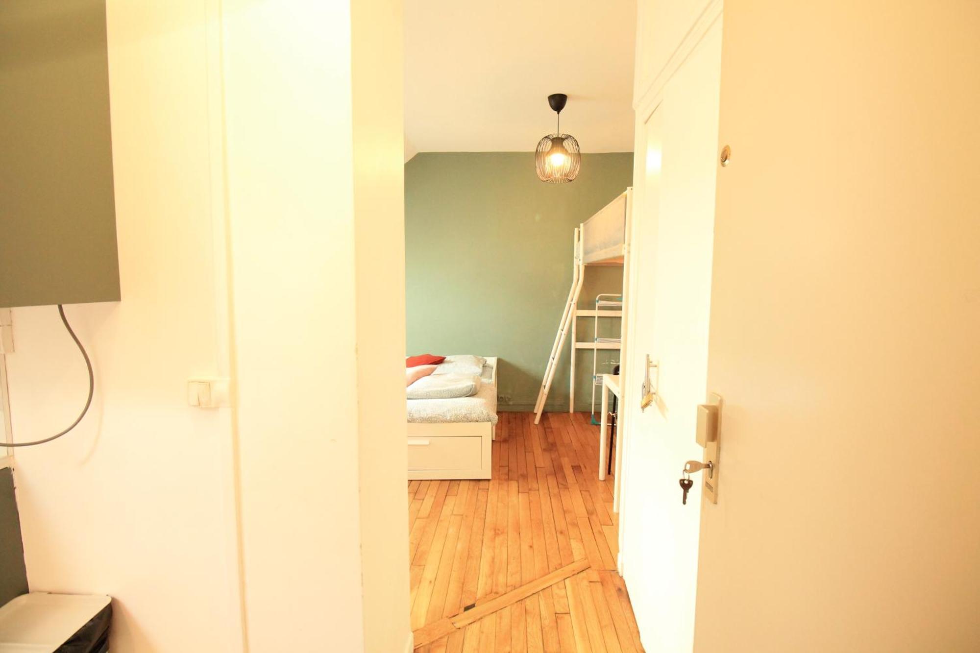 Disponible - Appartement Entier - 10Mn Rer B Aeroport Cdg - Paris Gare Du Nord, T11 Express, Le Bourget, Tout Equipe, Netflix Gratuit, 3 Personnes, 4Eme Etage, Escaliers, Parc Des Expositions, Parking Rue Gratuit Apres 19H ドランシー エクステリア 写真